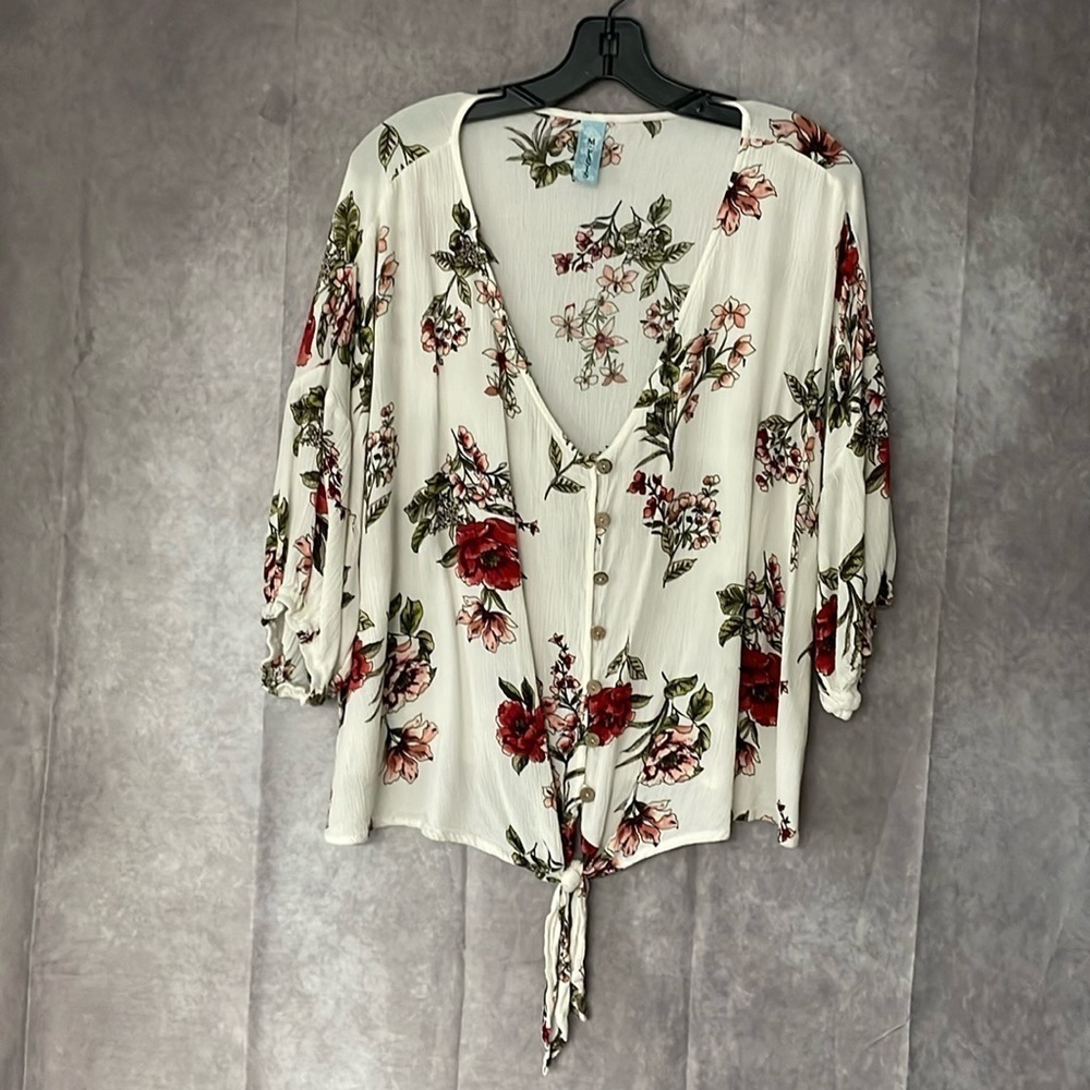 M.Fasis White Floral Flowy V-Neck Button Tie Front Blouse | 3X